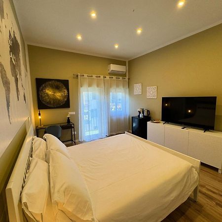 Di Fresco Apartments - Holiday House パレルモ エクステリア 写真