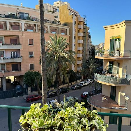 Di Fresco Apartments - Holiday House パレルモ エクステリア 写真