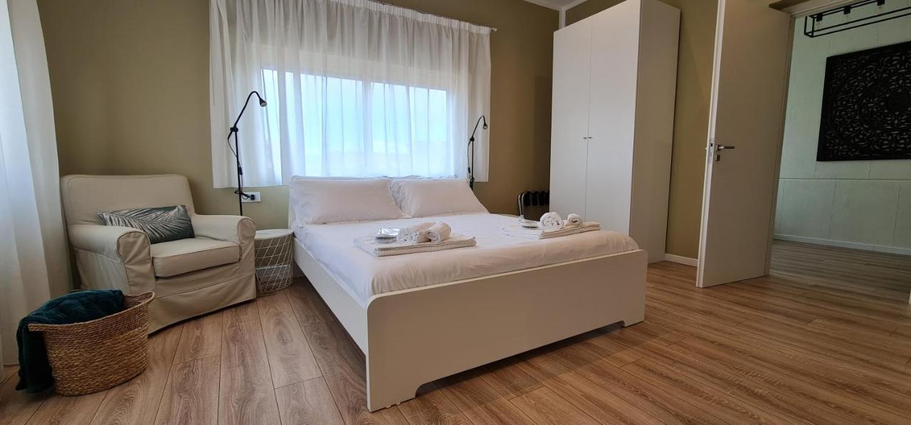 Di Fresco Apartments - Holiday House パレルモ エクステリア 写真