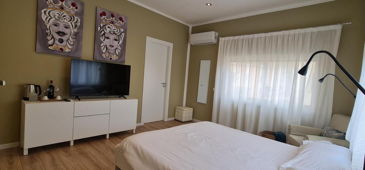 Di Fresco Apartments - Holiday House パレルモ エクステリア 写真